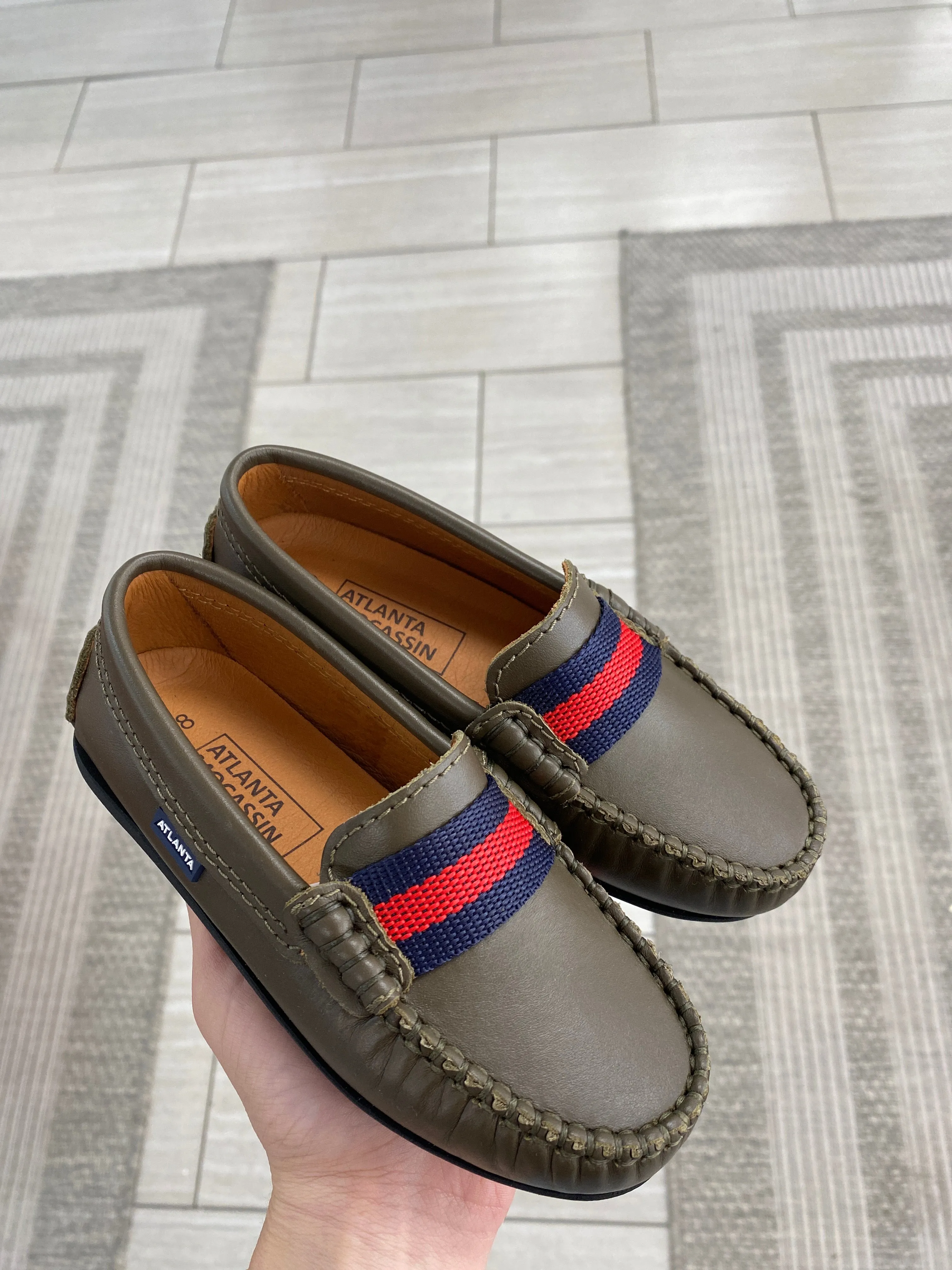 Atlanta Mocassin Olive Ribbon Loafer