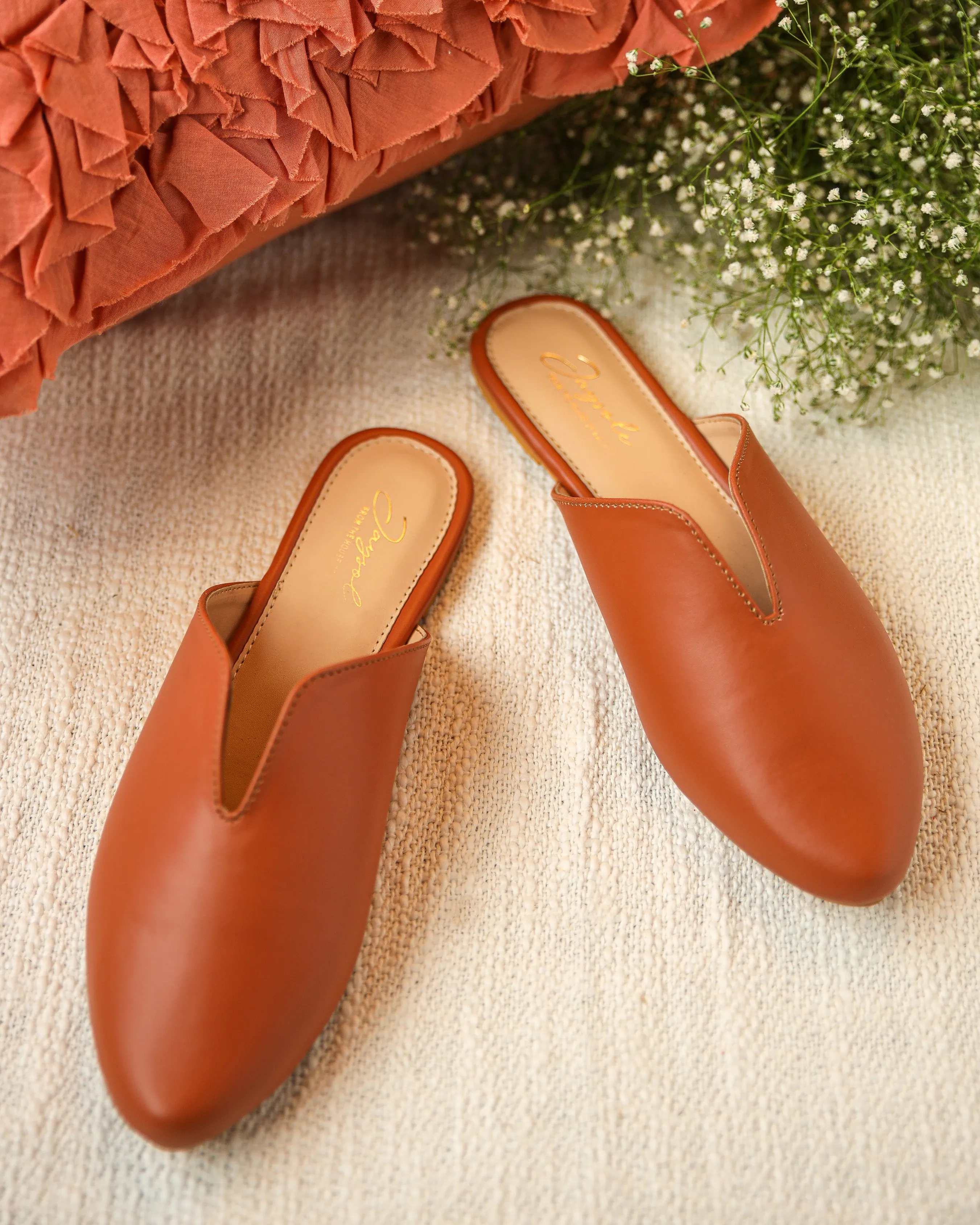 Coconut Shell Leather Mules