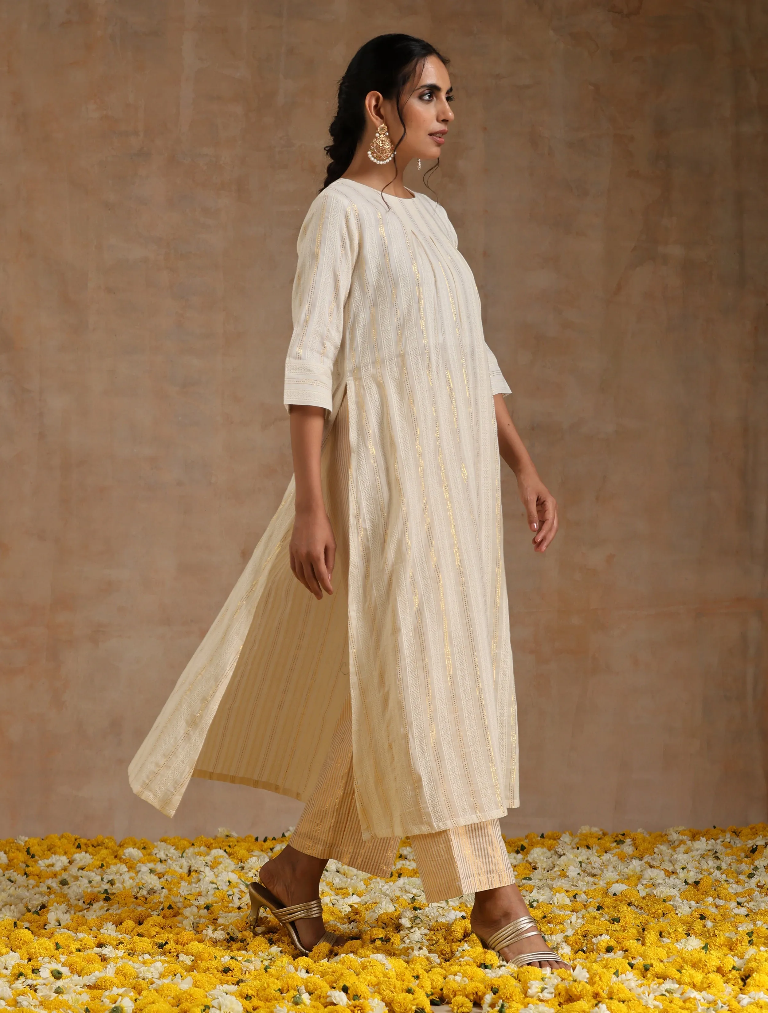 Ivory Gold Cotton Neck Pleat Kurta Set