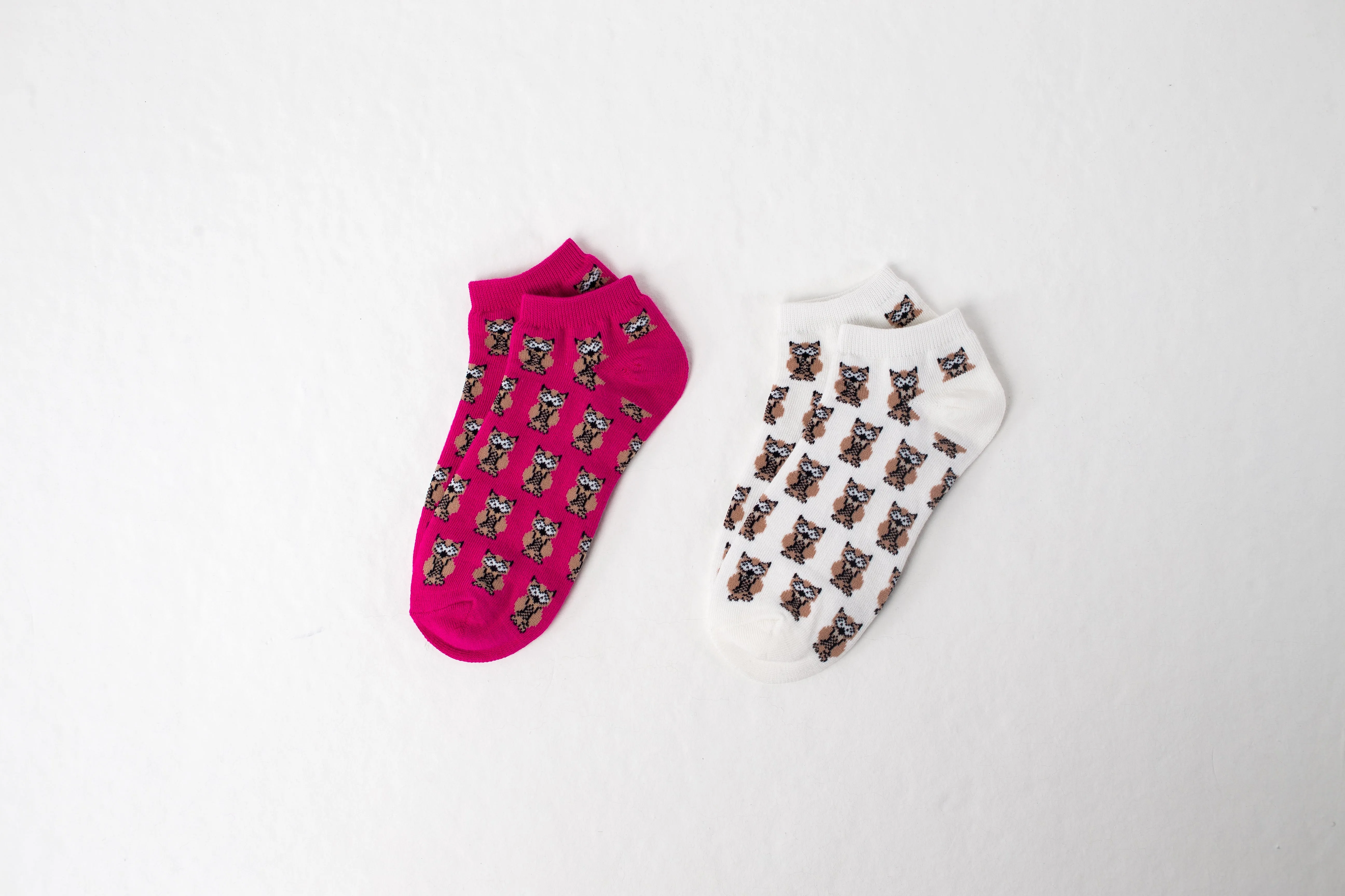 Socksmile Women's No Show Socks 2 Pair Pack.