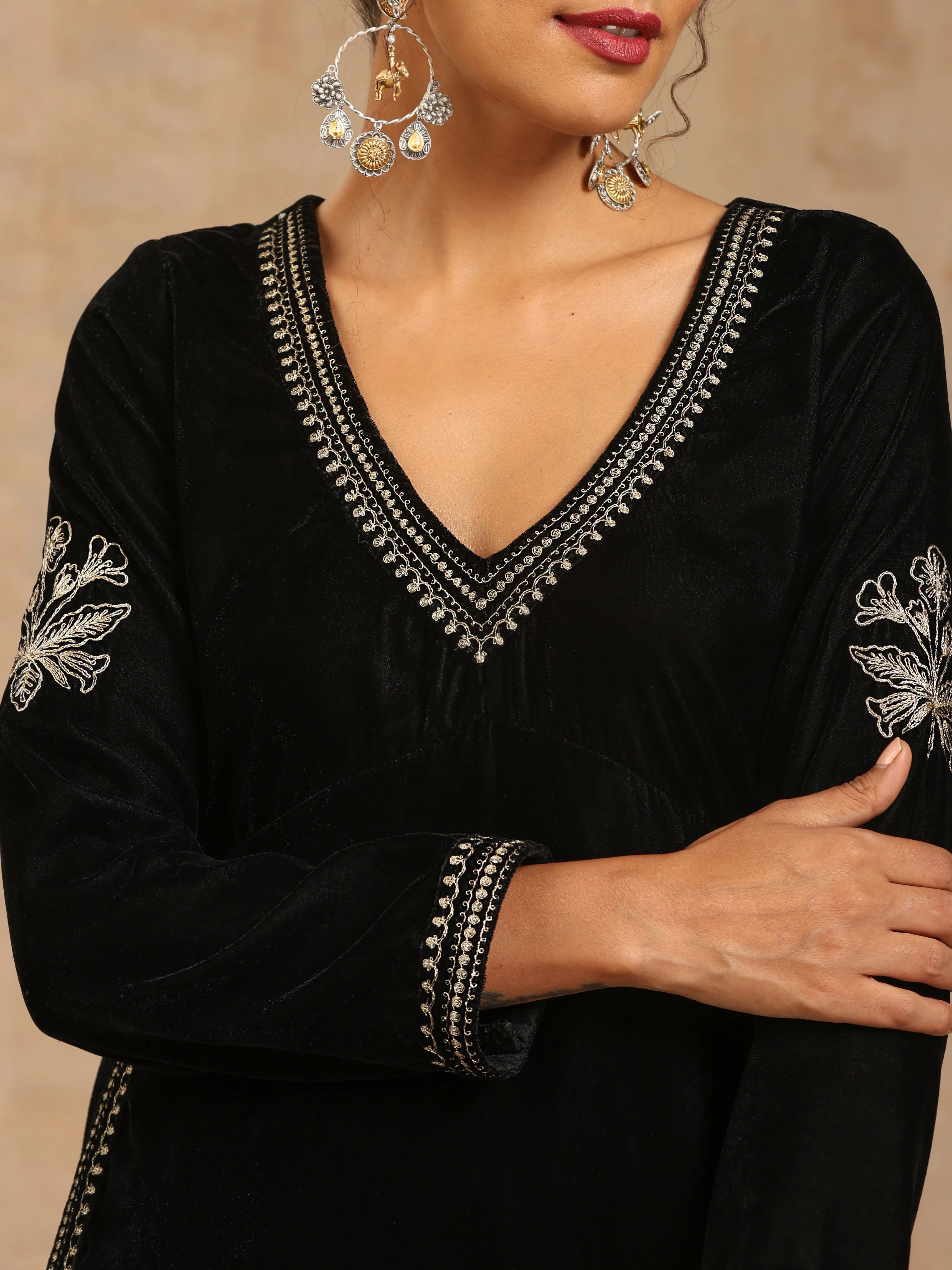 trueBrowns Black Velvet Embroidered Co-ord Set