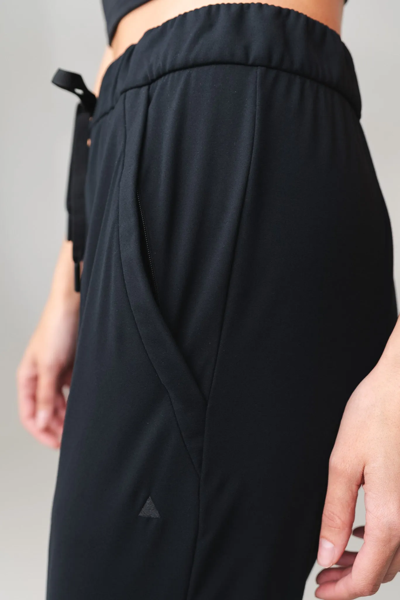 Vitality Nomad Jogger - Midnight